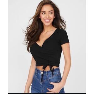 Guess Women’s XL Black cropped short sleeve ribbed Wrap Tee stretch